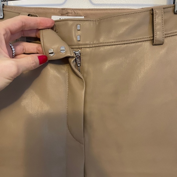 Cropped Babaton Melina faux leather pant - Picture 4 of 6